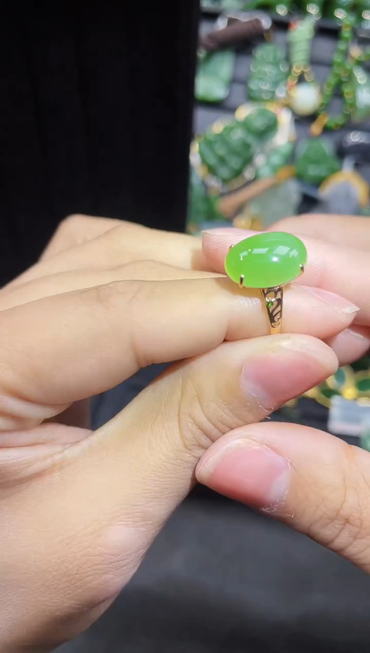 【闪购商品】和田玉戒指18K金镶嵌多样性发一