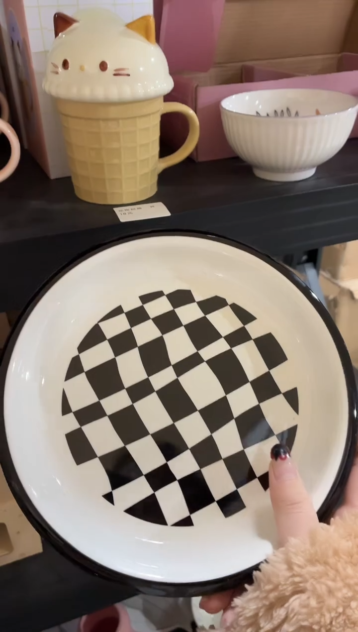 瓷074棋盘格八寸盘 默认微瑕