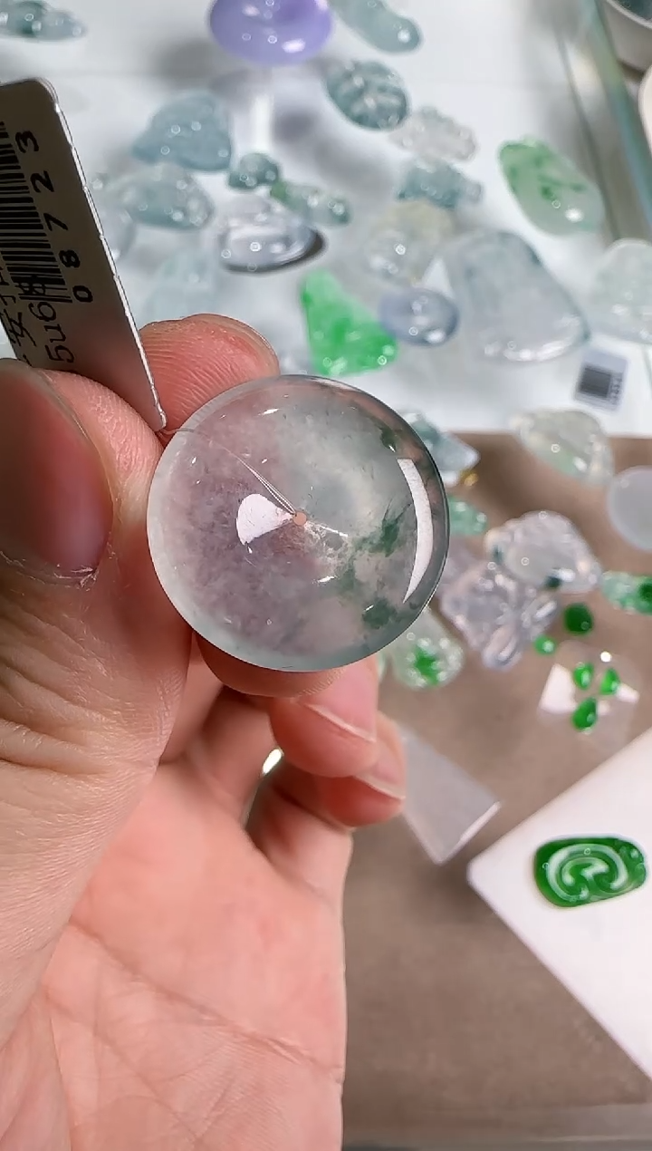 【闪购商品】翡翠吊坠(不含链)未镶嵌··