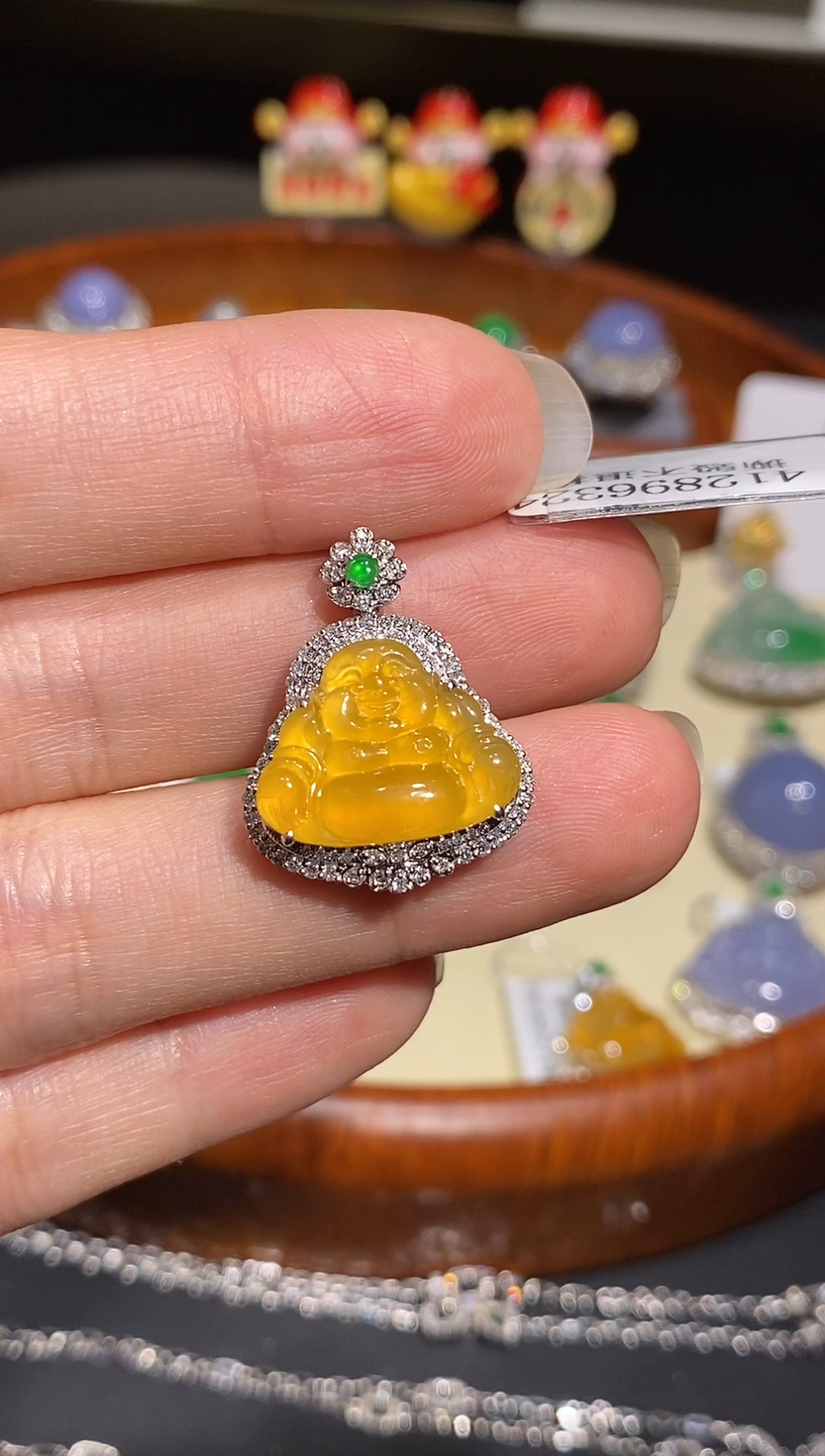 【闪购商品】翡翠吊坠(不含链)18K金镶嵌吊坠