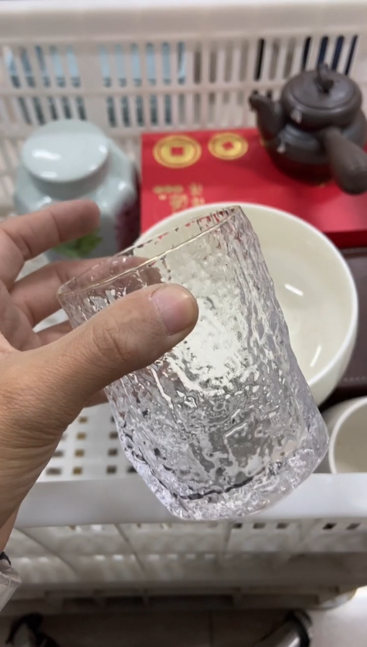 杯无运费险有瑕疵的摄影的产品有使用过的痕迹有点脏介意勿拍