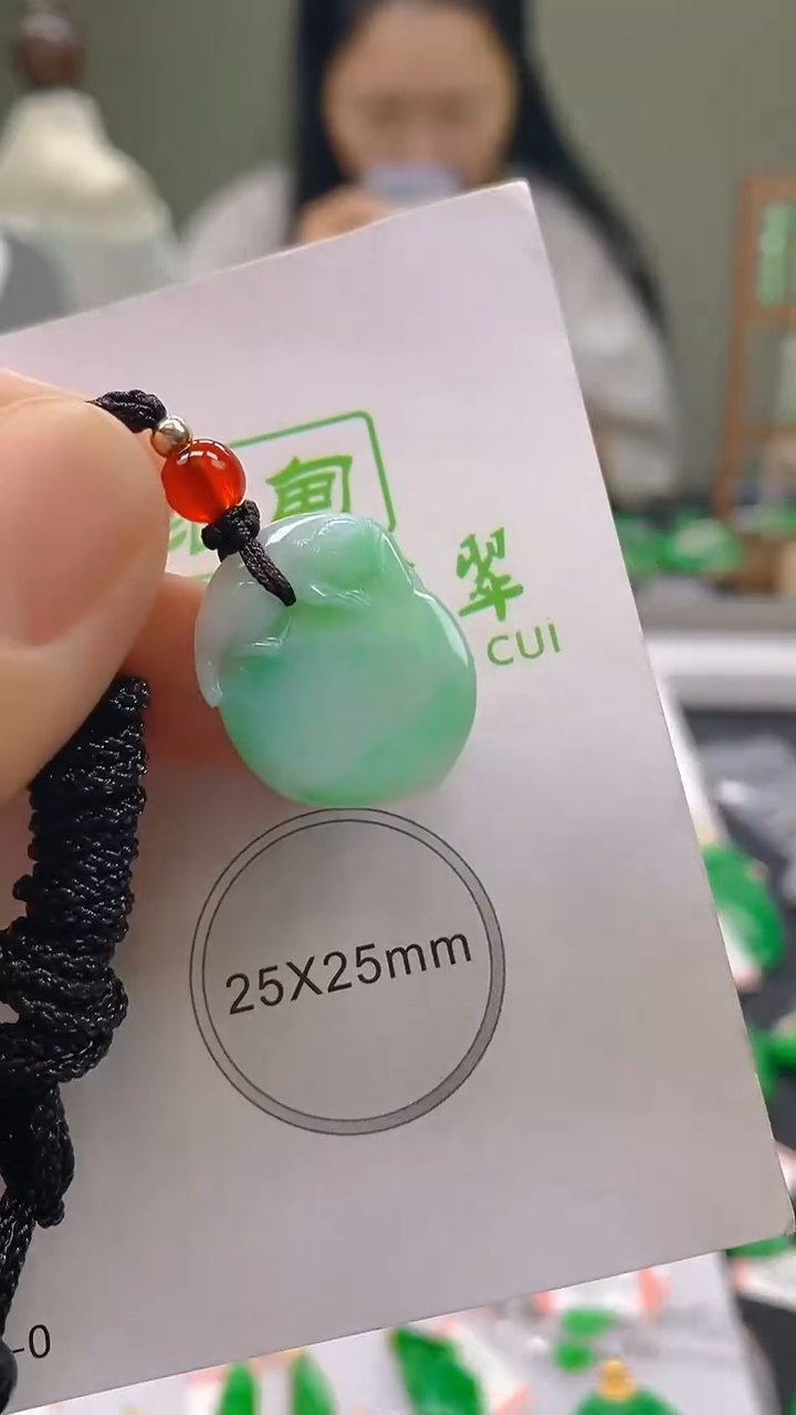 翡翠未镶嵌颈饰24小时鉴赏期 超时不退不换