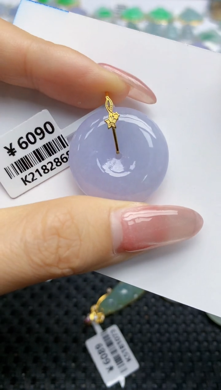 【闪购商品】翡翠挂件18K金镶嵌天然翡翠A货