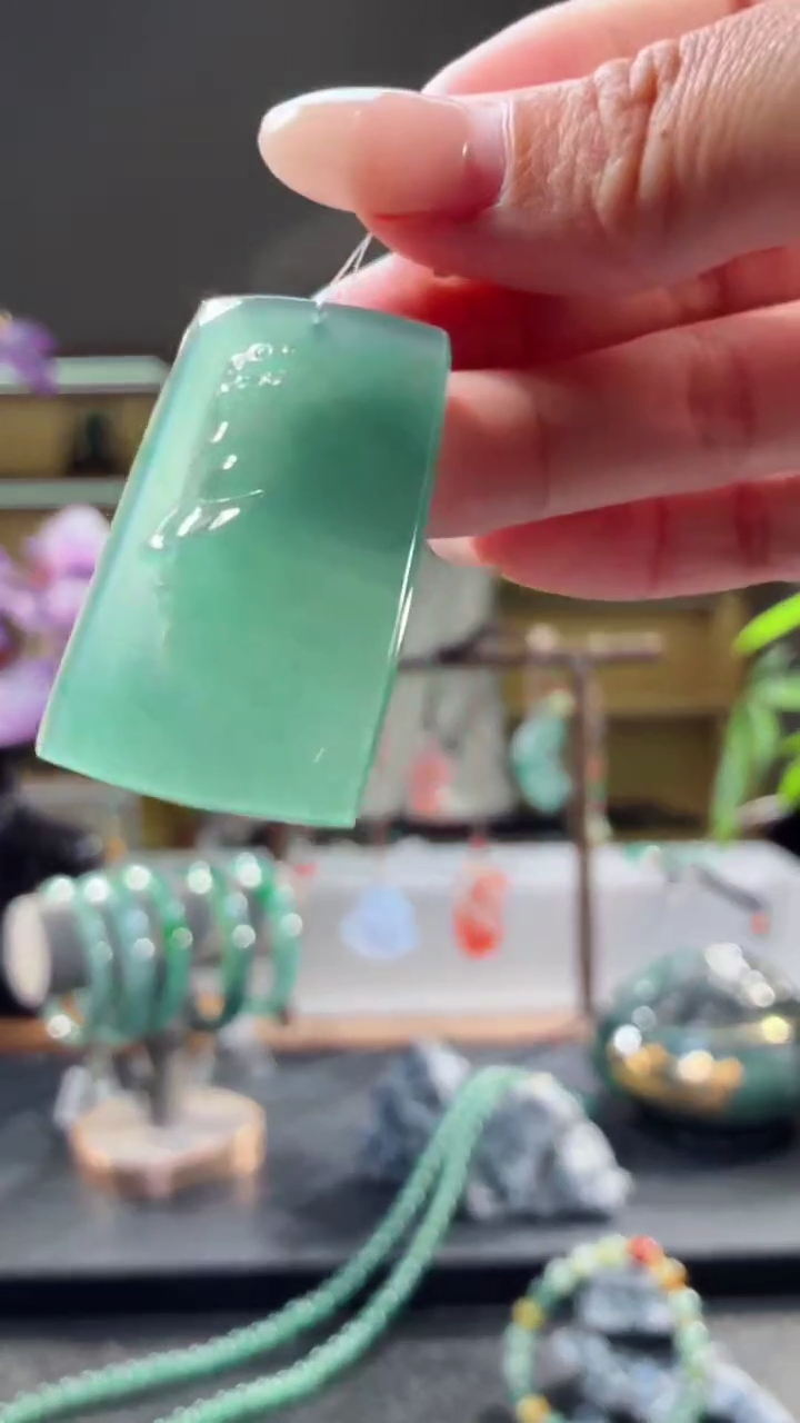 吊坠(不含链)未镶嵌翡翠法相