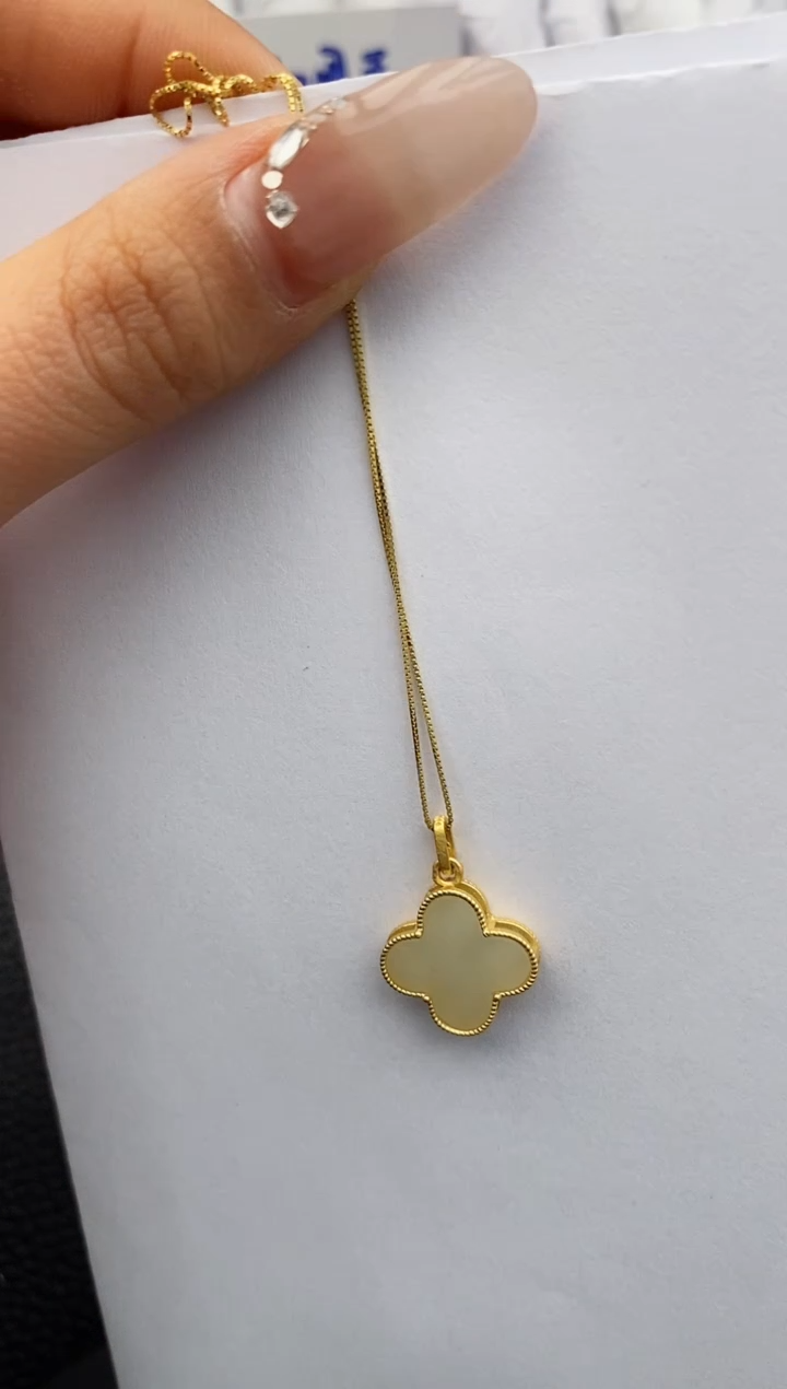 【闪购商品】和田玉吊坠(赠链)未镶嵌555微色差T