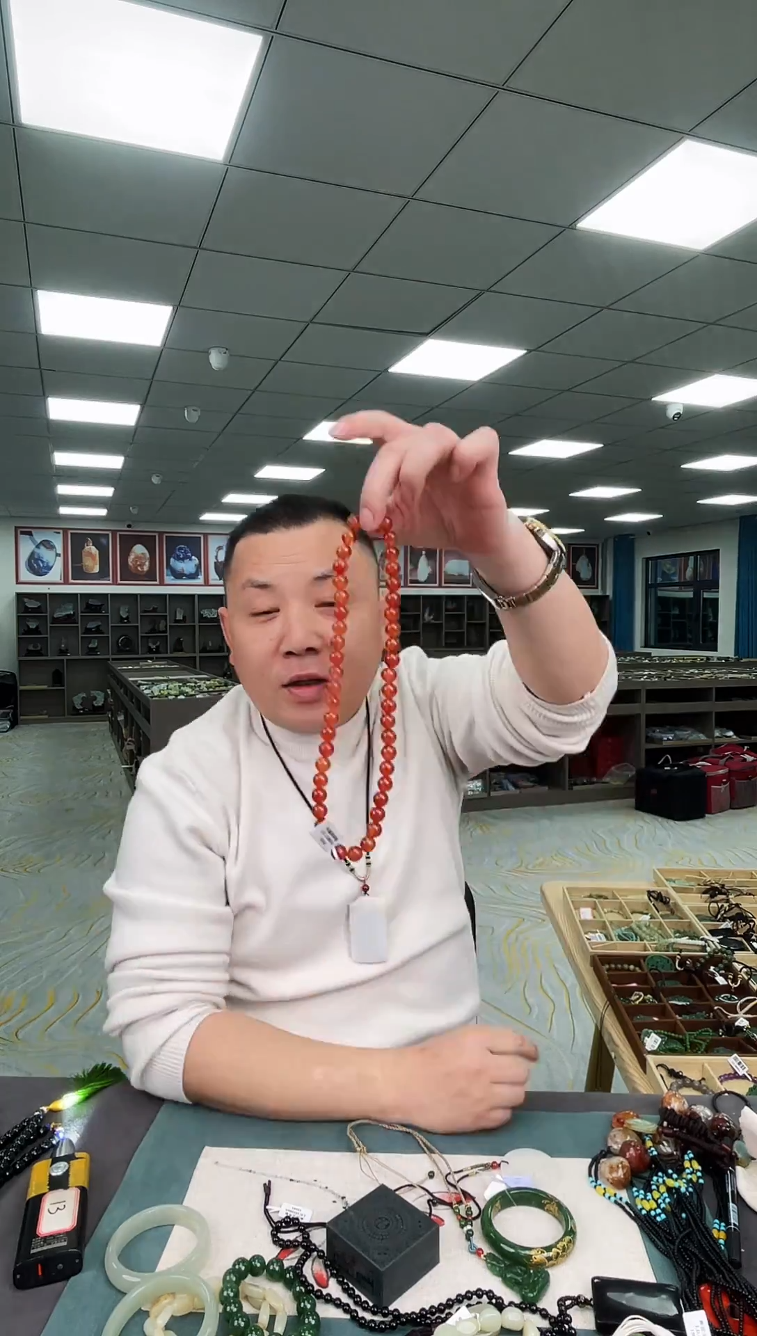 未镶嵌笔搁玛瑙/玉髓48