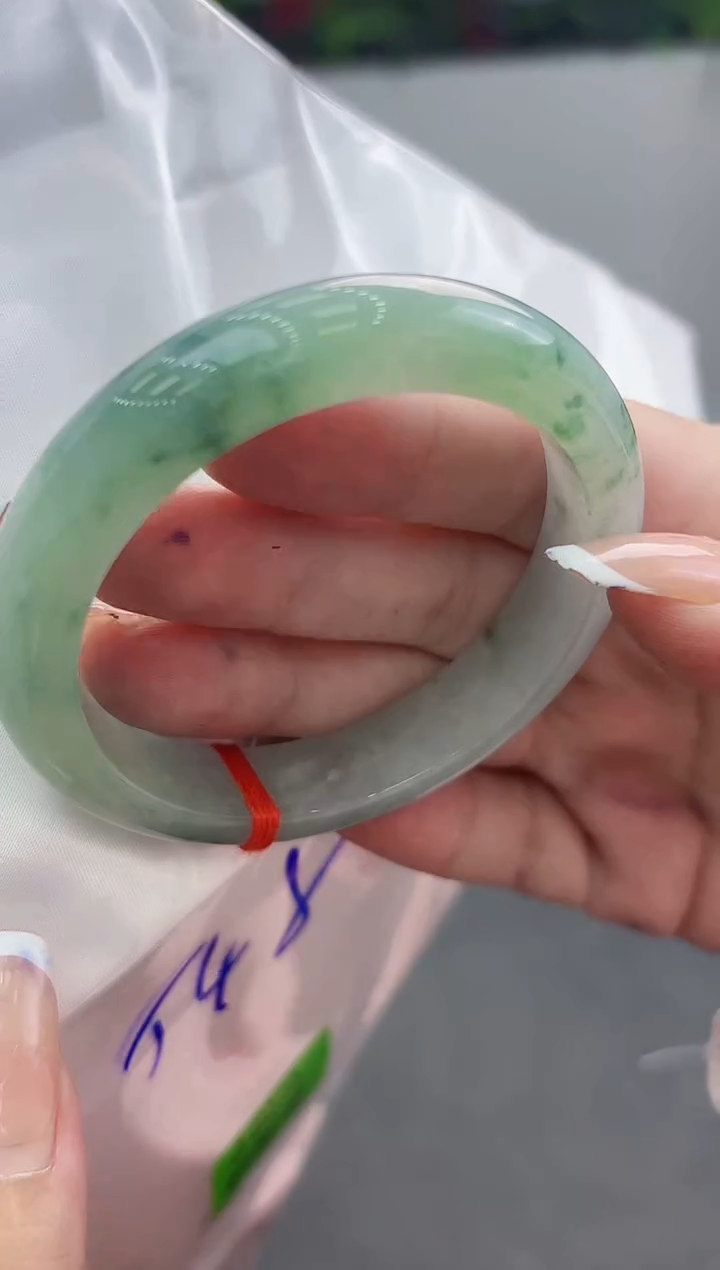 【闪购商品】翡翠手镯未镶嵌翡翠手镯