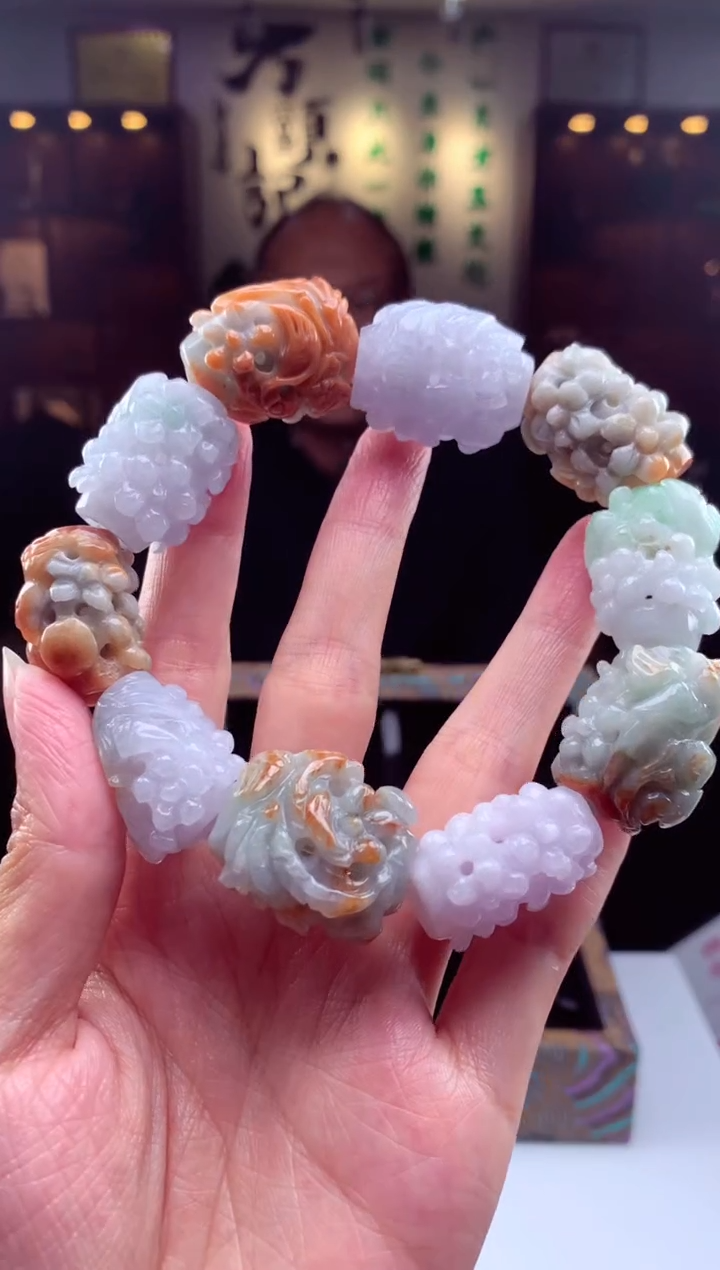 【闪购商品】定制翡翠未镶嵌挂件发货（拍一发一）