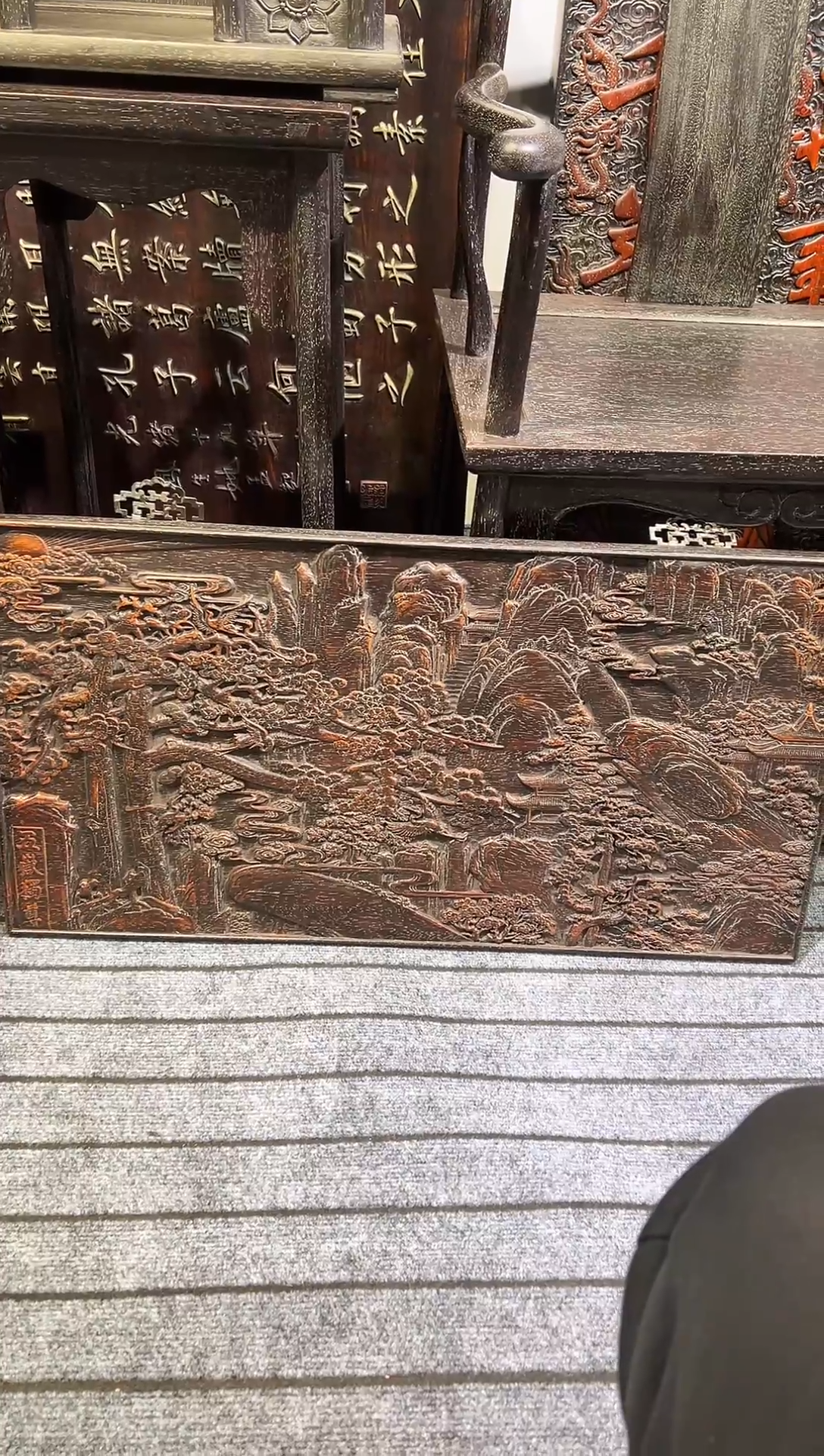 木栖****）紫檀雕刻一物一拍