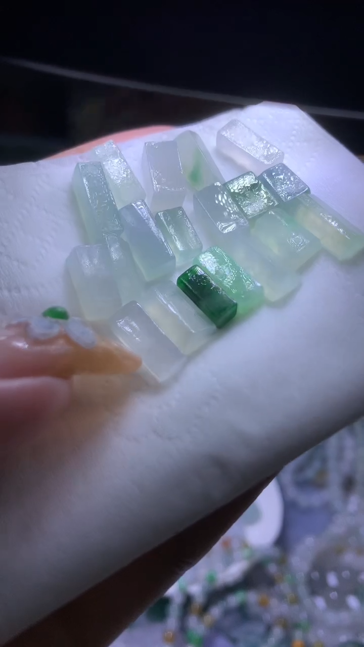 【闪购商品】定制翡翠未镶嵌MXX012692