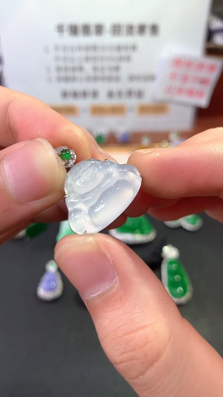 【闪购商品】翡翠吊坠(不含链)18K金镶嵌佛公回流不退不换|3380+0