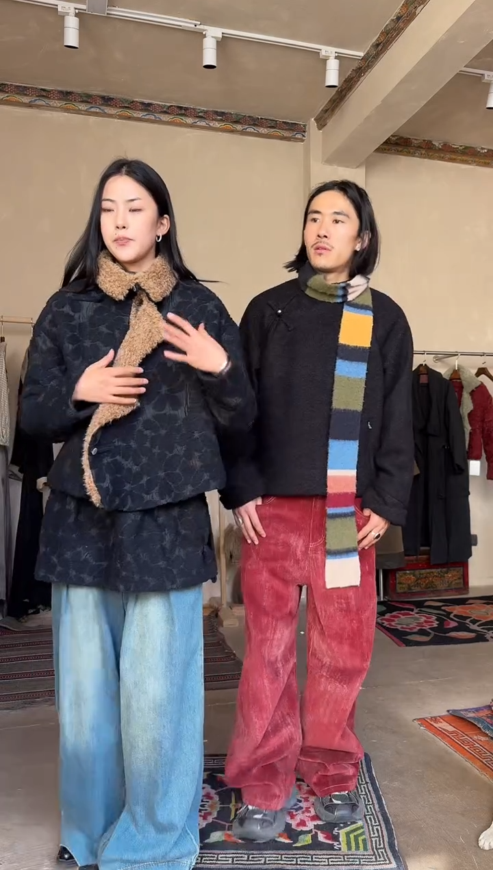 黑色提花裙片外套L
