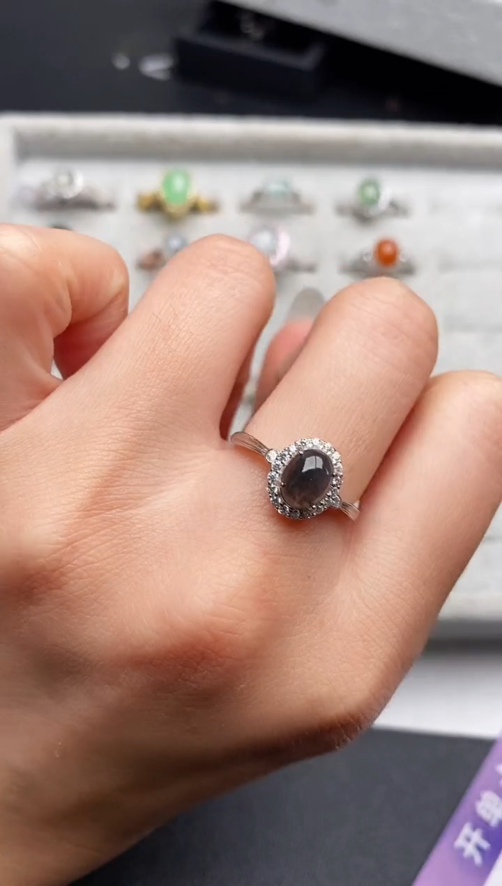 【闪购商品】翡翠戒指银S925镶嵌88888888+3