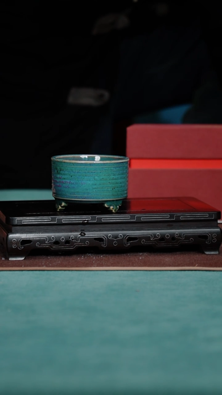【闪购商品】8-1三足玄丝炉（炉钧釉 王建勋）