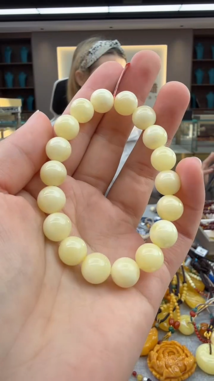 手链琥珀未镶嵌64秒拍号 假一罚三