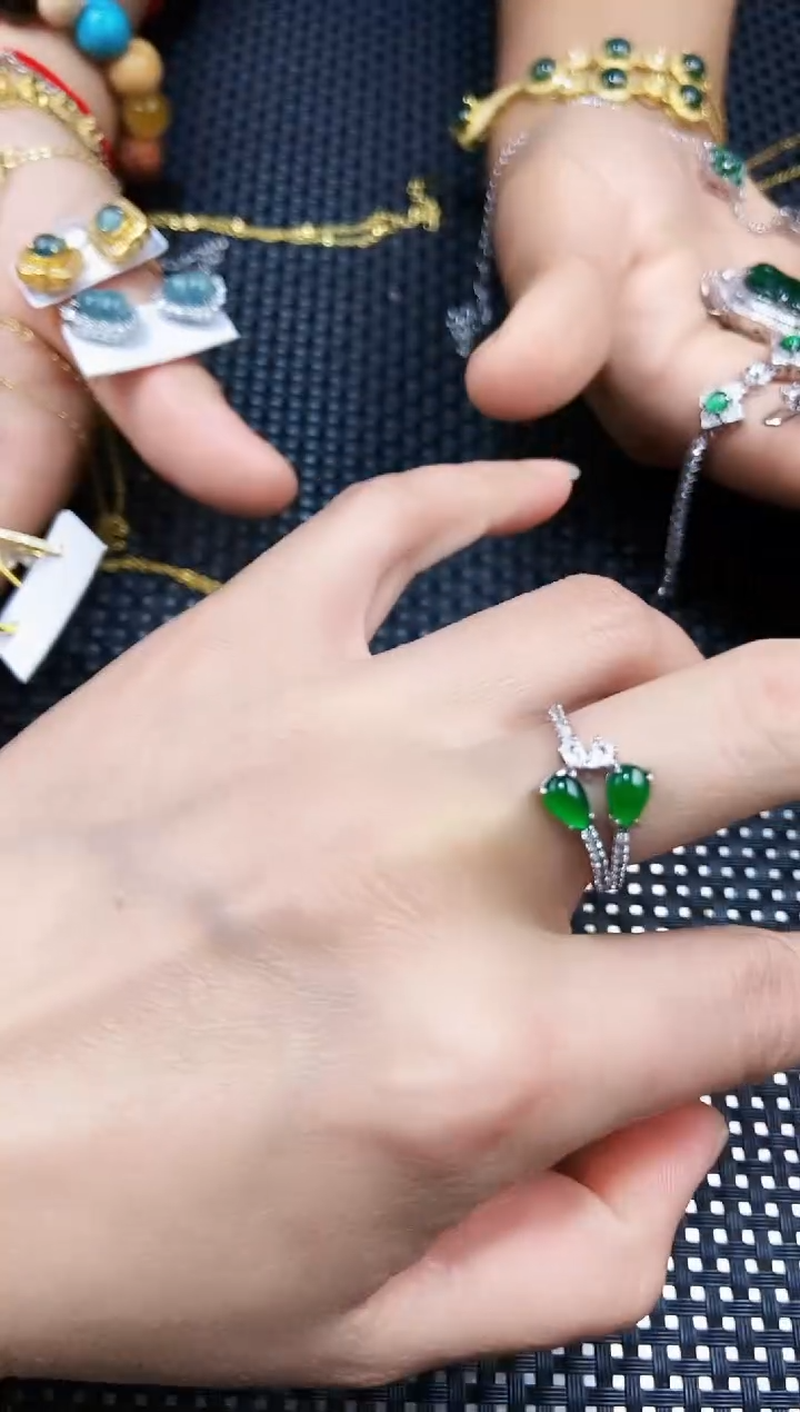 【闪购商品】翡翠戒指未镶嵌111111111