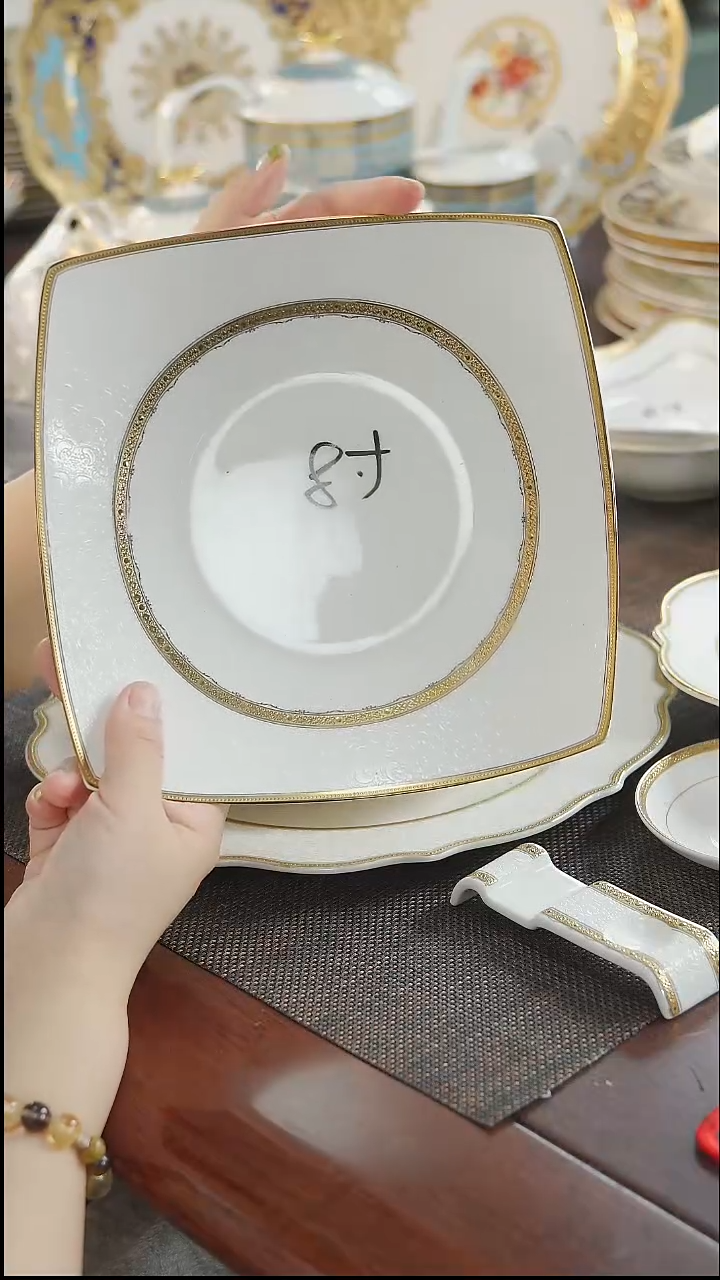 瓷片8英寸菜盘 福利价