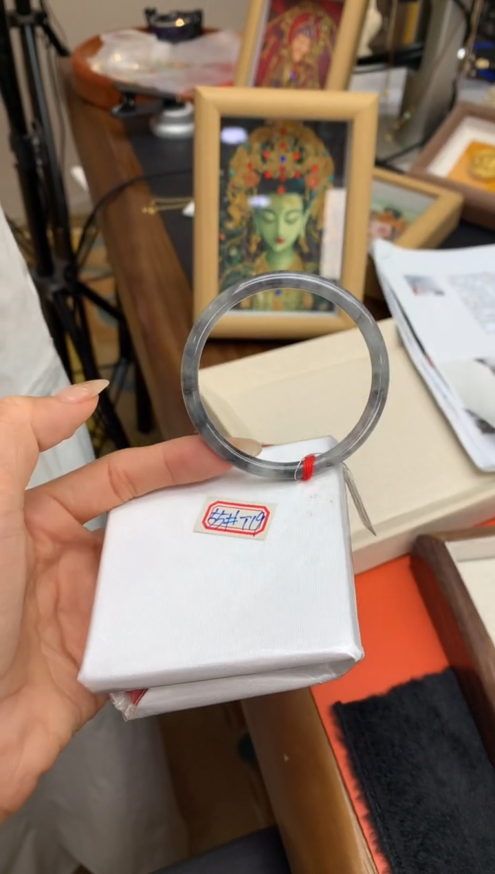 【闪购商品】翡翠手镯未镶嵌手镯#55