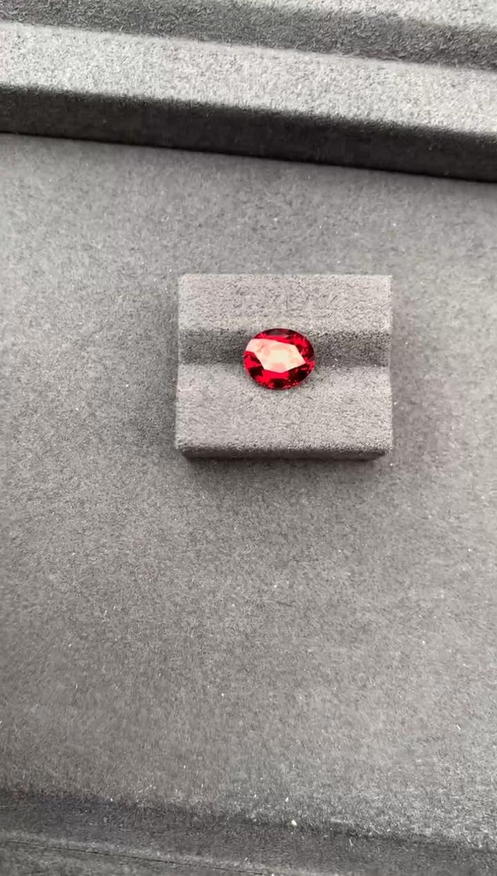 未镶嵌珠宝半成品石榴石3.8ct镁铝榴石 定制  GE