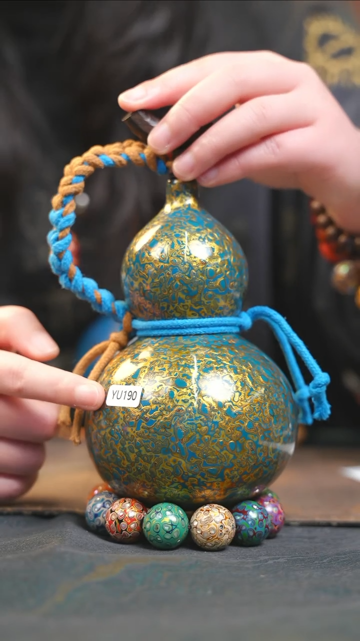 【闪购商品】YU190漆艺酒葫芦不包手串及旋转底座