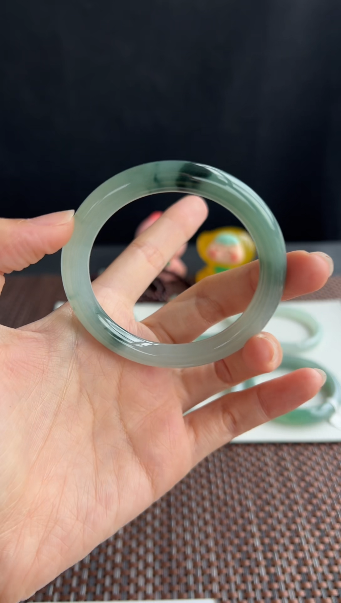 翡翠手镯未镶嵌34号54.4*8.4*8.6