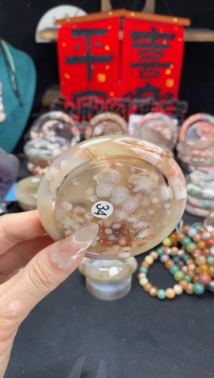 【闪购商品】石英质玉手镯（圆镯）未镶嵌58