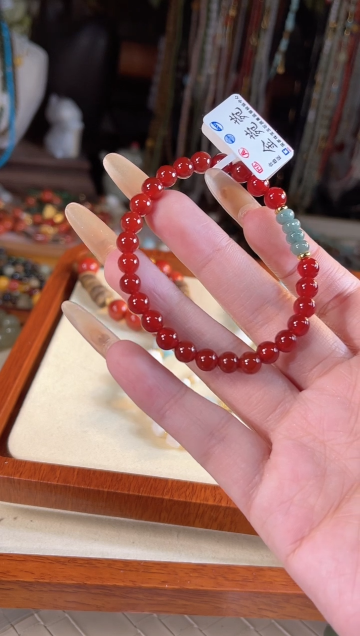 【闪购商品】南红玛瑙手链未镶嵌多样性发货其一