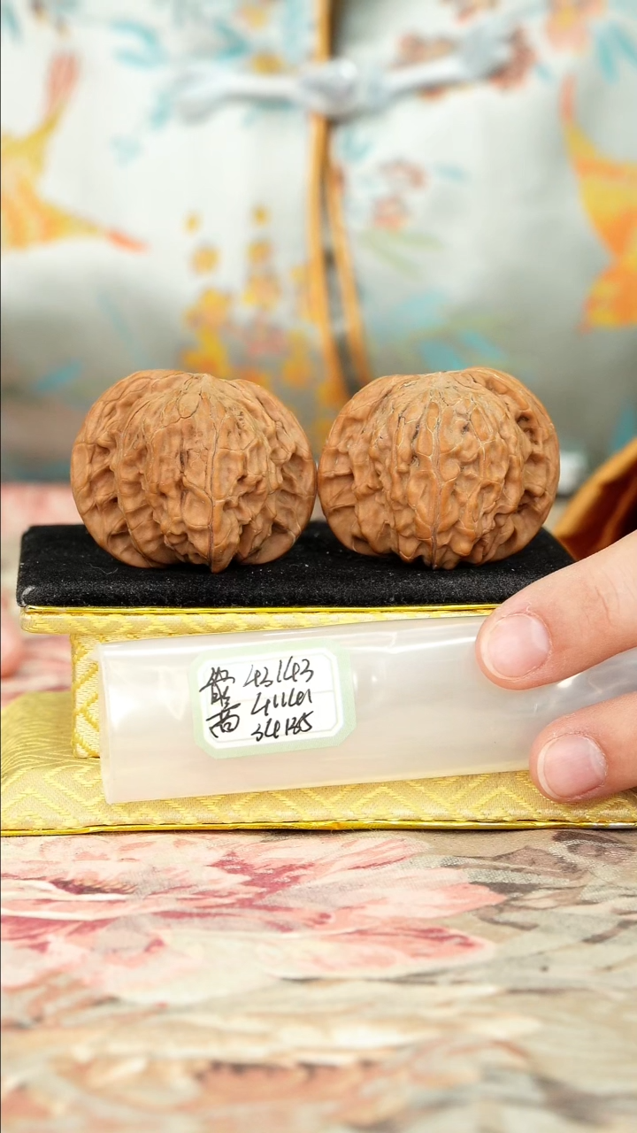 【闪购商品】文玩核桃把件磨盘