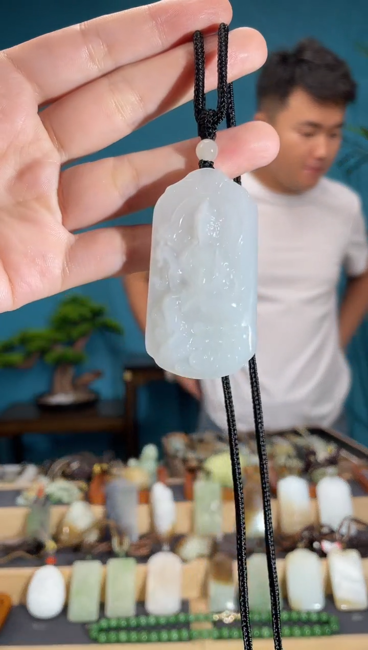 和田玉未镶嵌颈饰1