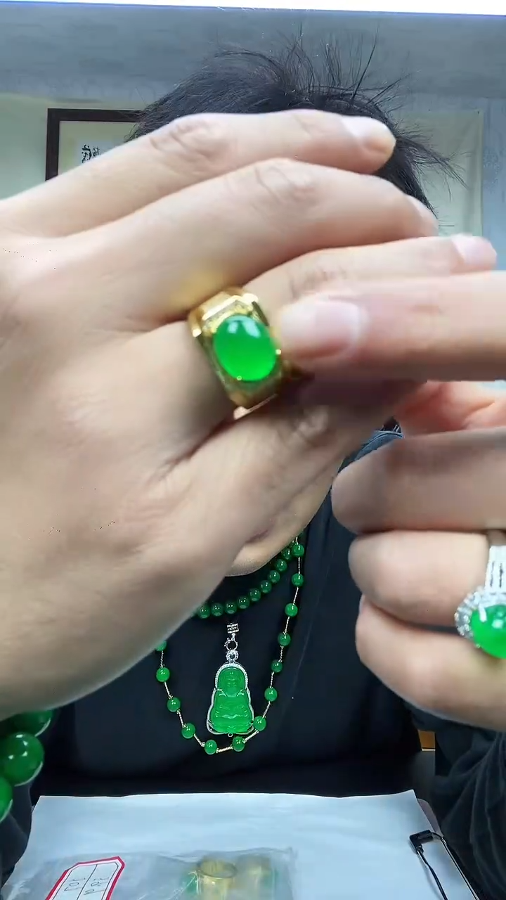 14K金镶嵌戒指翡翠J07