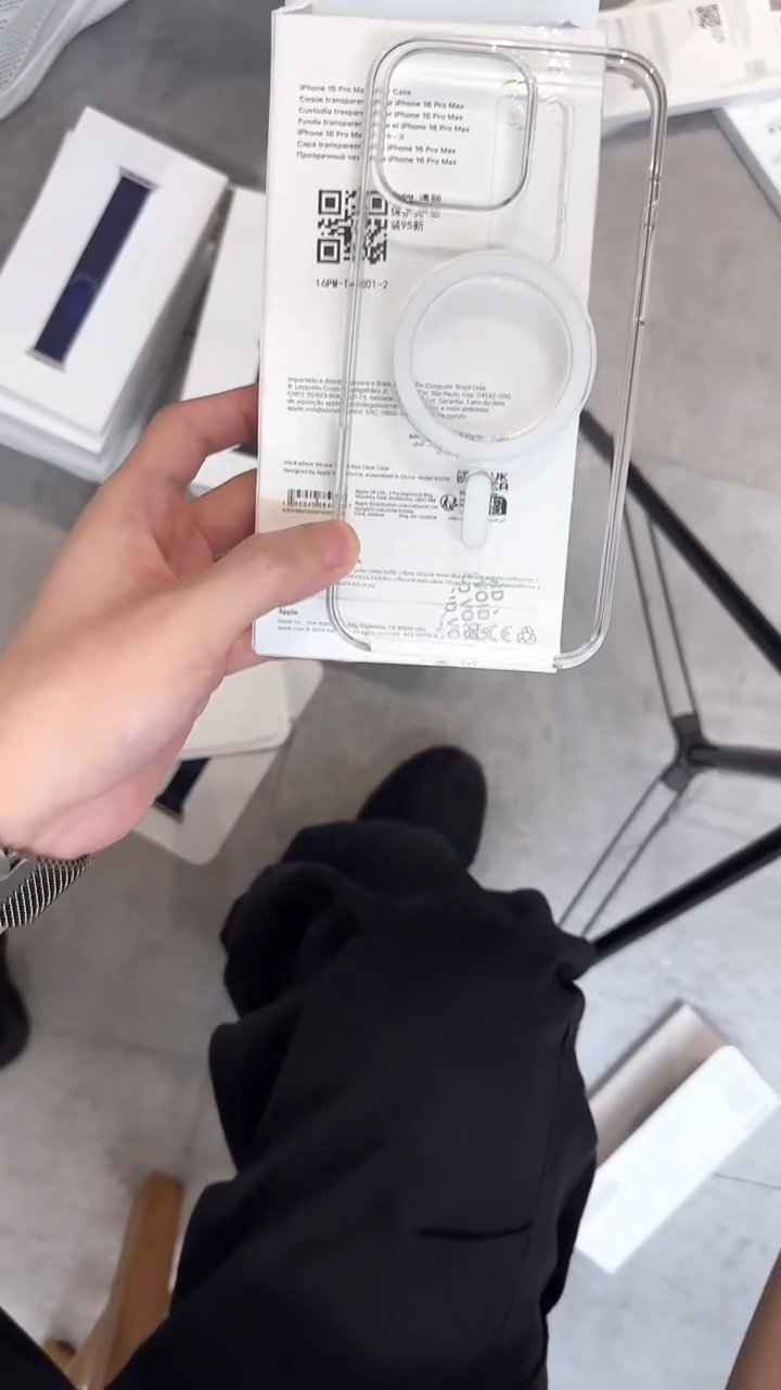 准新品16promax 透明壳（官方退货品）
