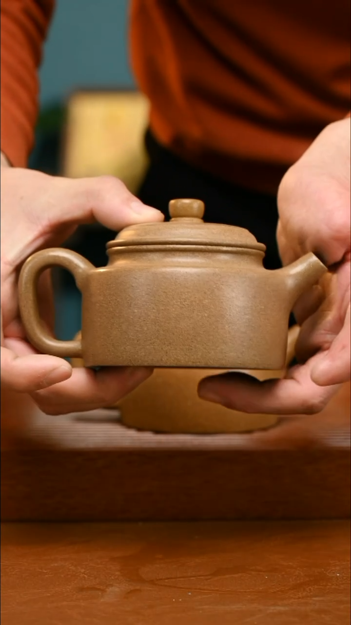 茶壶紫砂精工全手降坡德钟277