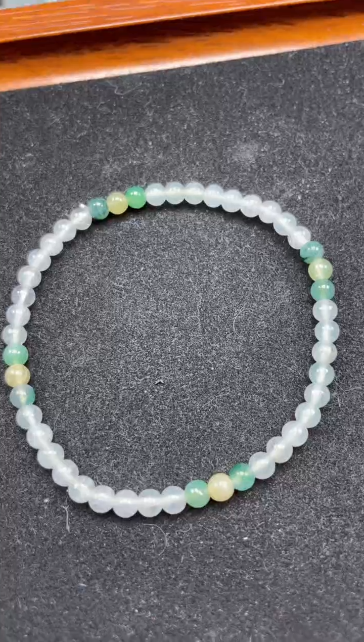 【闪购商品】翡翠手串未镶嵌小米珠