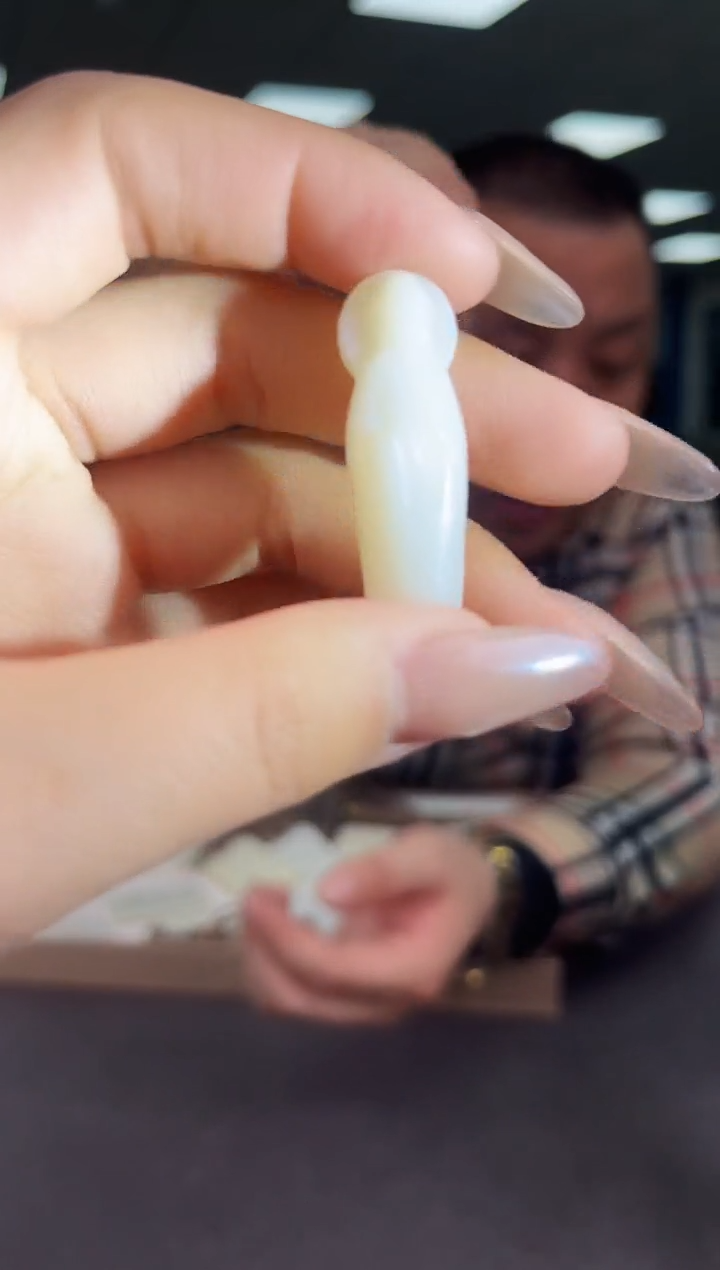 颈饰未镶嵌和田玉94