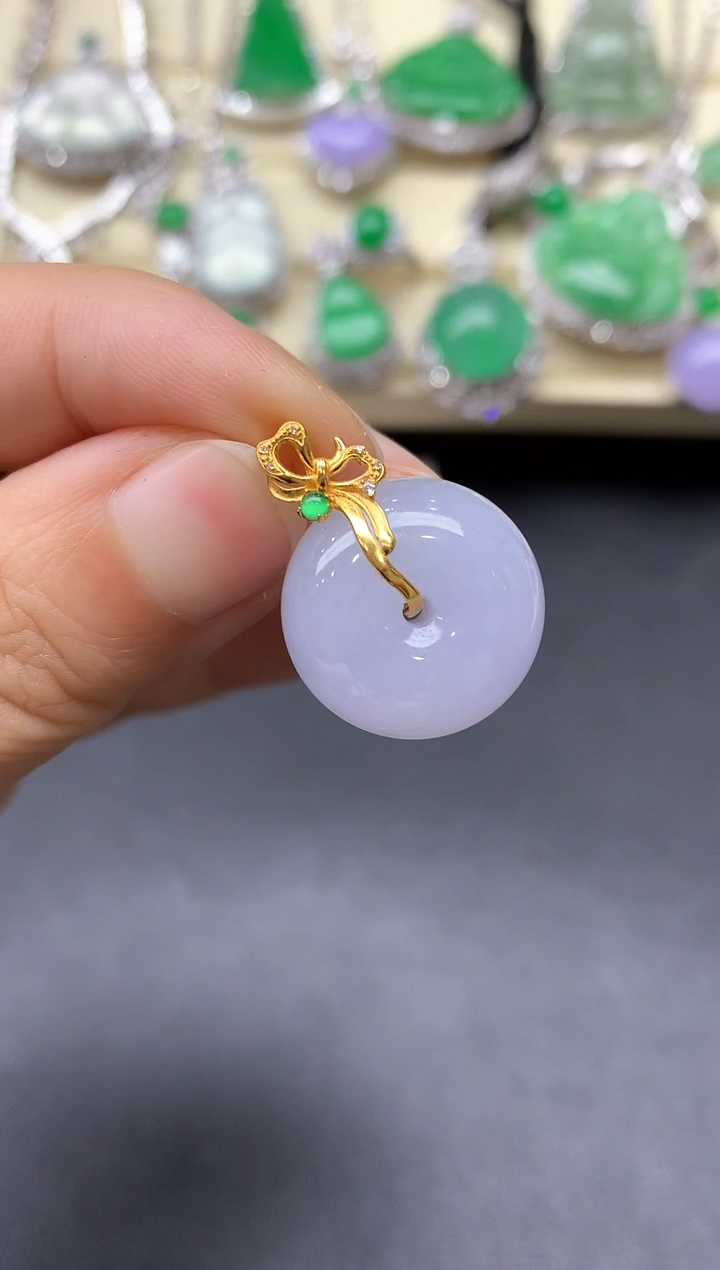 颈饰18K金镶嵌翡翠345-中国好珍宝