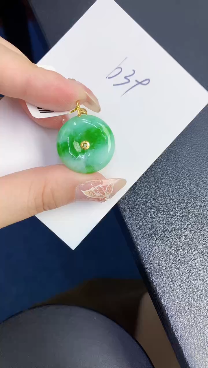 【闪购商品】翡翠颈饰18K金镶嵌0000000000