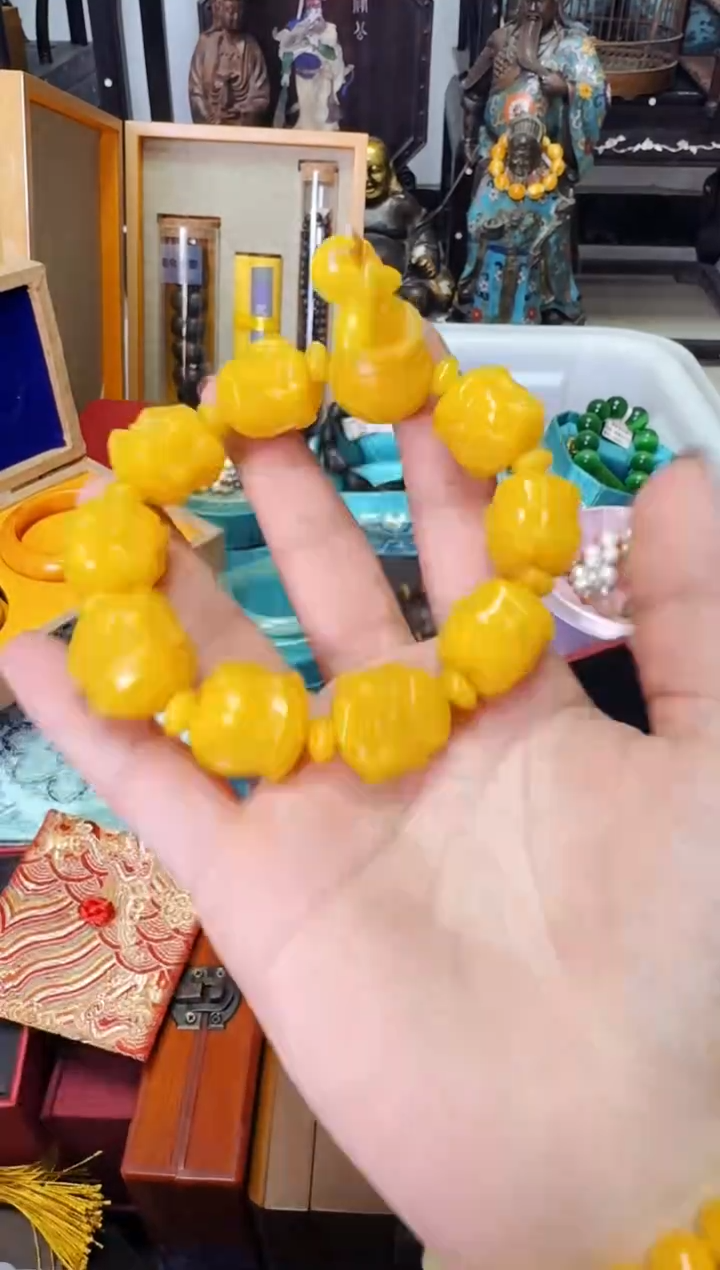 【闪购商品】蜜蜡颈饰未镶嵌老板娘推荐------------