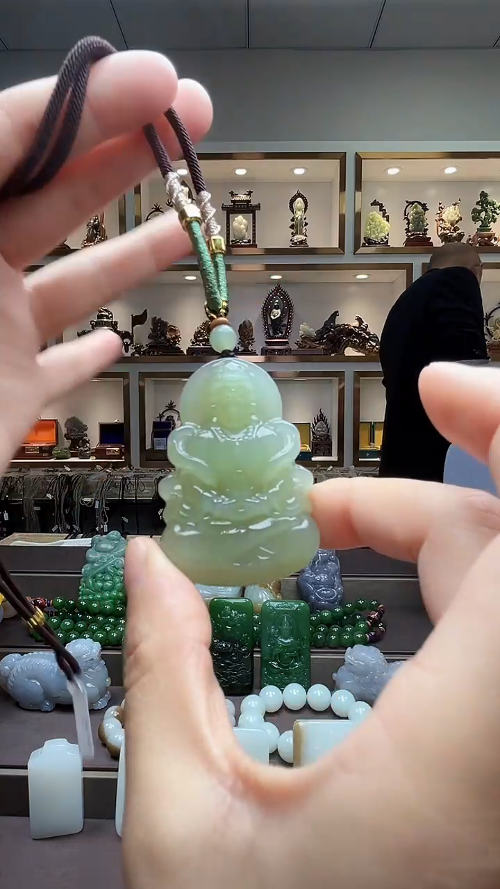 【闪购商品】和田玉颈饰未镶嵌苏