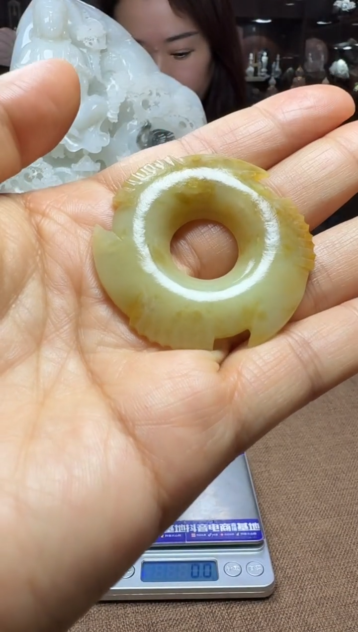 【闪购商品】和田玉颈饰未镶嵌111