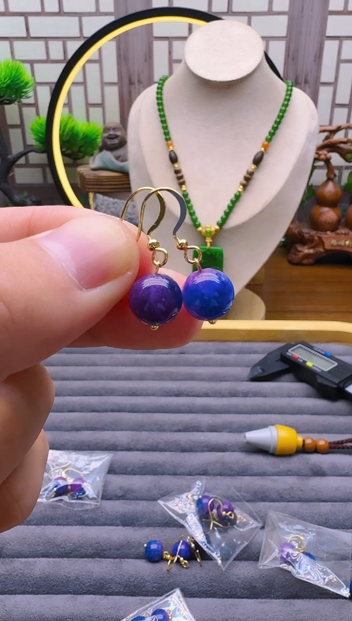 14K金镶嵌苏纪石（舒俱来）耳钉E04     