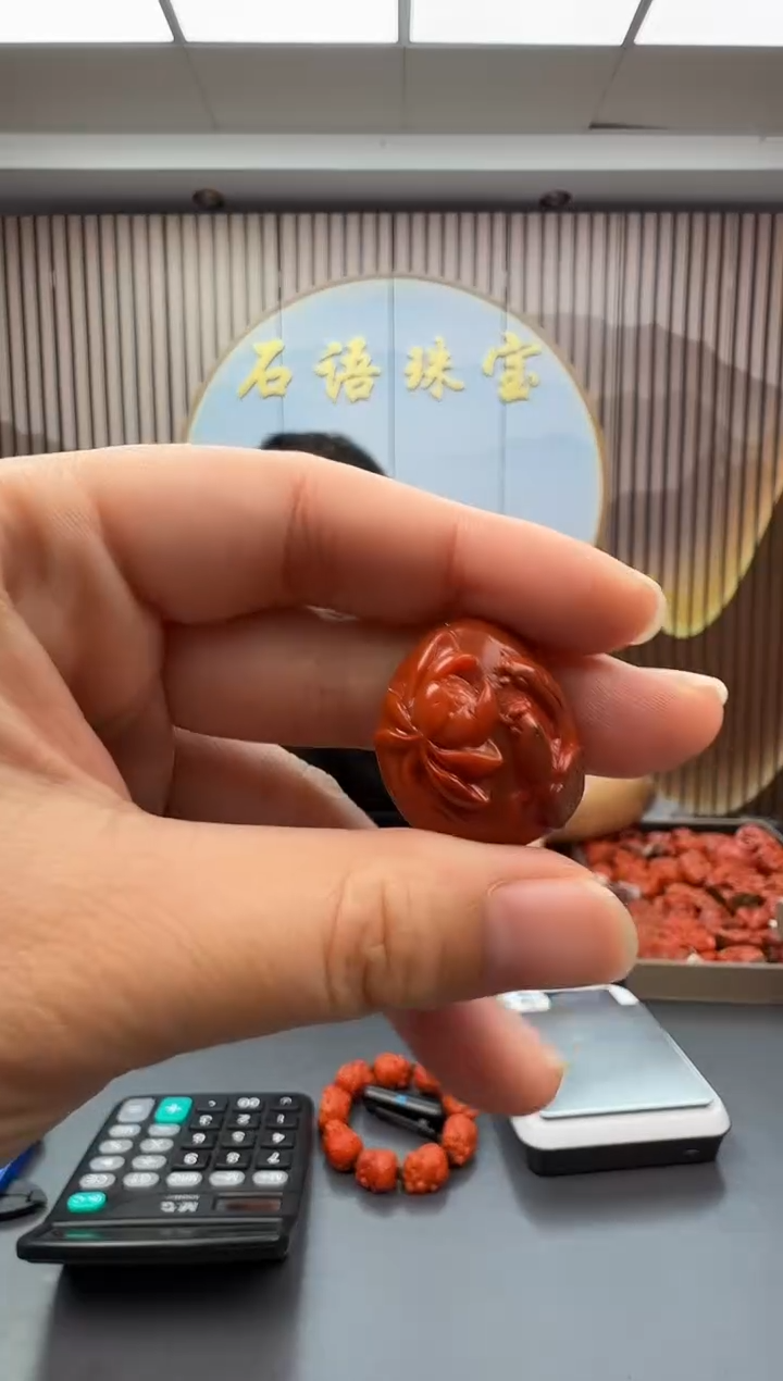 南红玛瑙雕刻未镶嵌019ZB0815产品一个