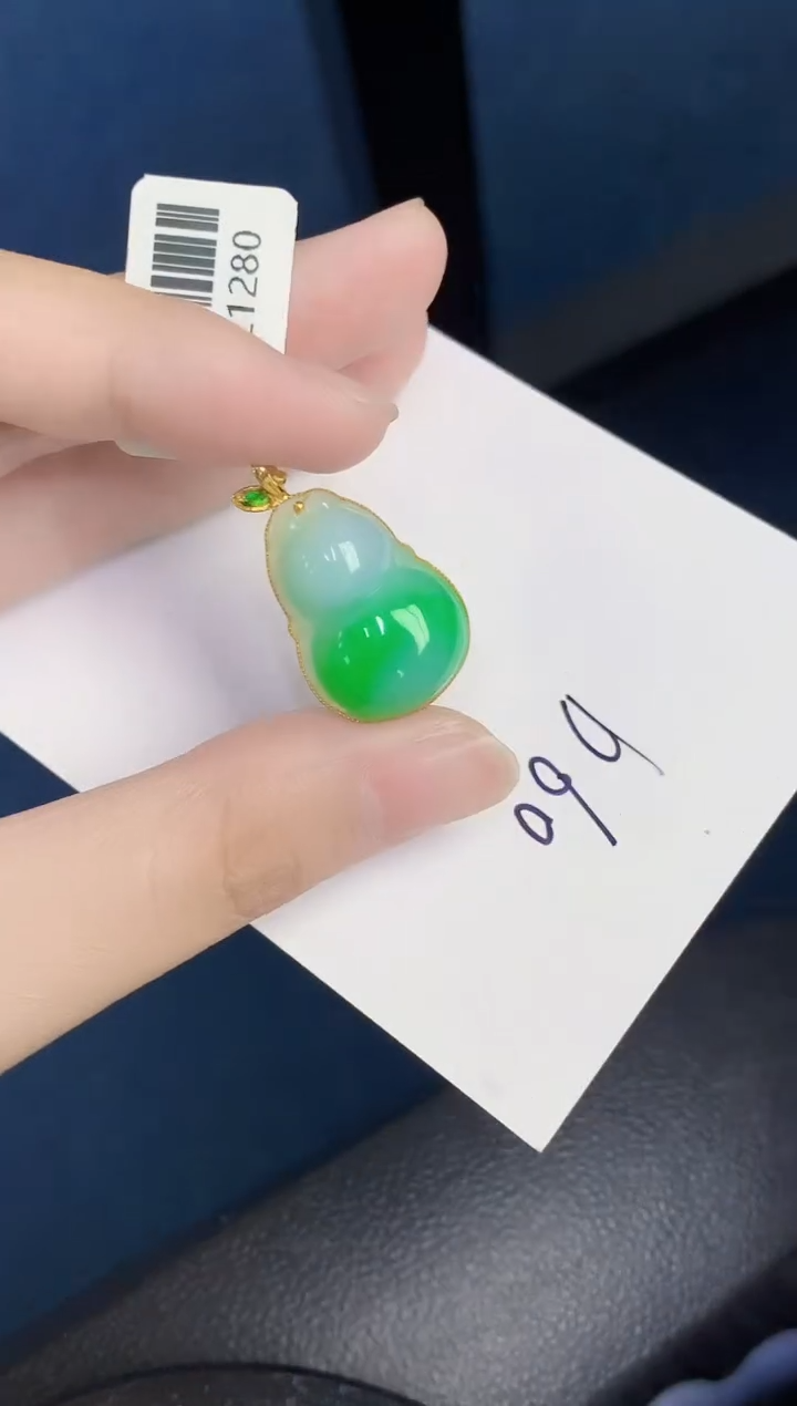 【闪购商品】翡翠颈饰18K金镶嵌000000000