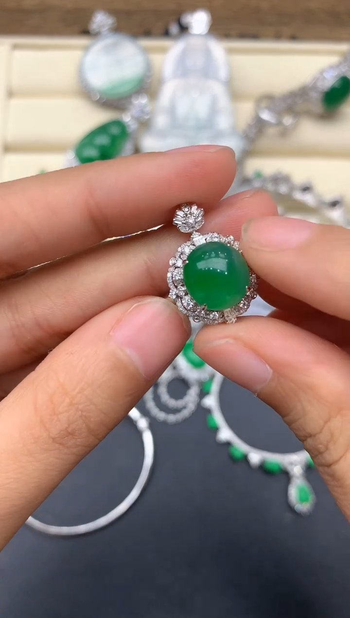 【闪购商品】翡翠戒指18K金镶嵌402-中国好珍宝