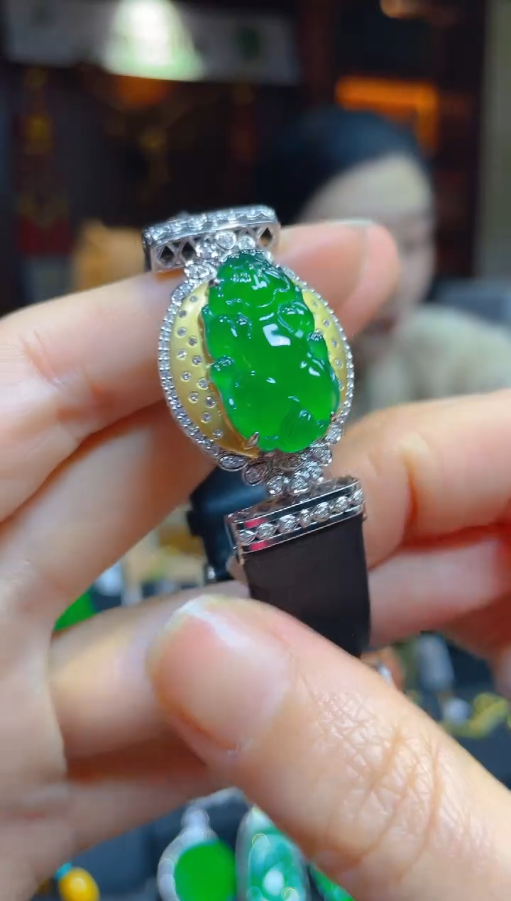 【闪购商品】翡翠手链18K金镶嵌117721天然A货翡翠貔貅手牌