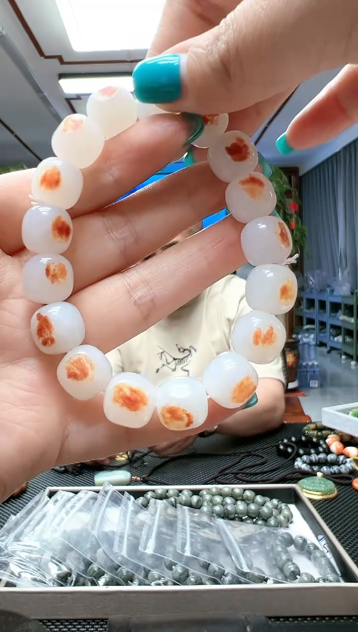 手链未镶嵌和田玉精品高货手串