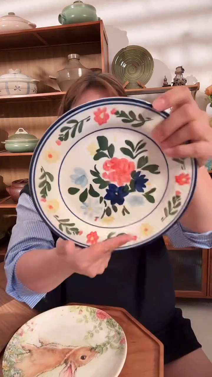 陶瓷8英寸蓝色粉色花花盘