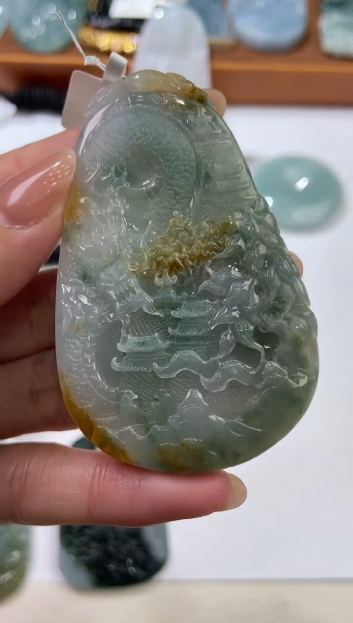 翡翠未镶嵌挂件2207957