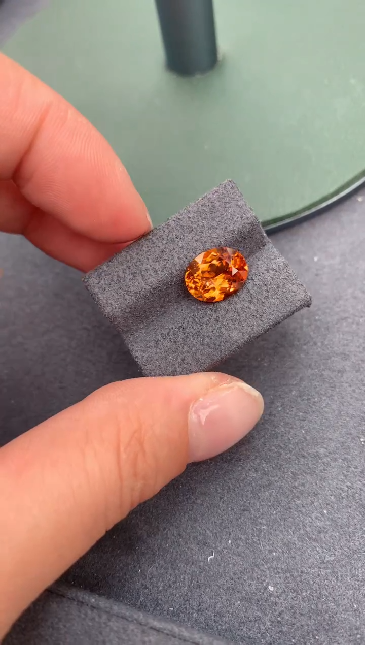 【闪购商品】石榴石裸石未镶嵌3.6ct芬达