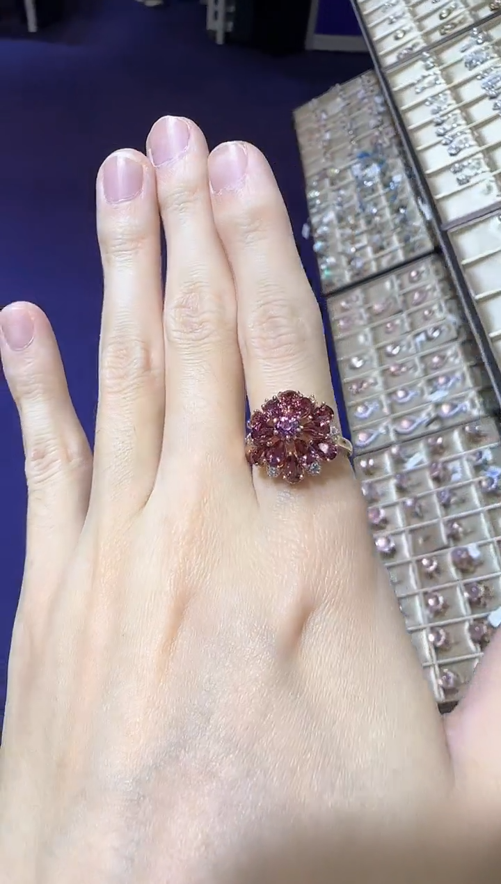 【闪购商品】石榴石戒指银S925镶嵌设计款