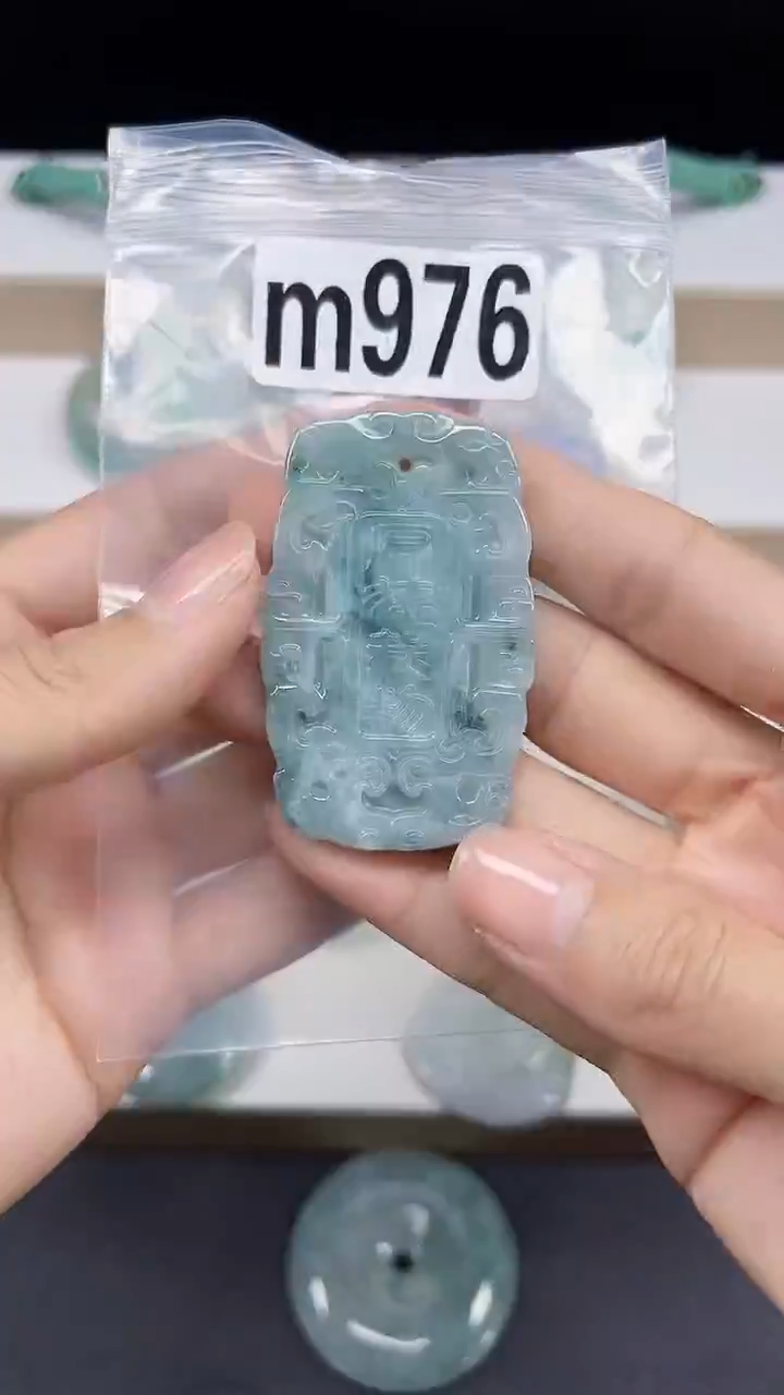 颈饰未镶嵌翡翠天然翡翠吊坠挂件